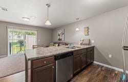872 S Sycamore Ave, Sioux Falls, SD 57110