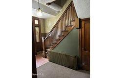 7 Glen Avenue, Troy, NY 12180