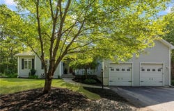 46 Peck Hill Road, Scituate, RI 02857