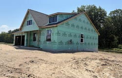 1915 Lowe Drive, Spring Lake, MI 49456