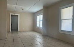 711 E VALENCIA STREET, LAKELAND, FL 33805