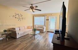 1044 Harwood D, Deerfield Beach, FL 33442