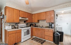 217 N DELSEA DRIVE, CLAYTON, NJ 08312