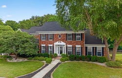 218 W Stonybrook Drive, O'Fallon, IL 62269