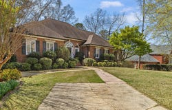 213 FAIRWAY Dr, Cullman, AL 35057
