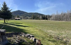 11913 S River Rd, Cataldo, ID 83810