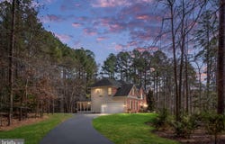 24 RUFFIAN DRIVE, STAFFORD, VA 22556