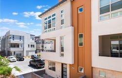 647 Spotted Falcon Street, Las Vegas, NV 89138