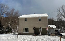598 Winterdale Road Road, Starlight, PA 18461