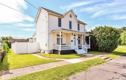 27 Oak St, Latrobe, PA 15650