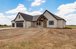 9966 E Farm Road 186, Rogersville, MO 65742