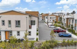1050 Kendale Way, Vista, CA 92081