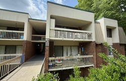 500 Umstead Drive, Chapel Hill, NC 27516
