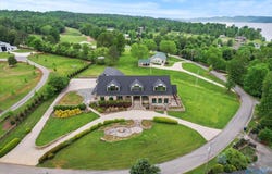 2195 Buck Island Drive, Guntersville, AL 35976