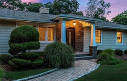 32 Rolling Hill Road, Hampton Bays, NY 11946