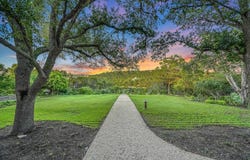 3342 Far View DR, Austin, TX 78730