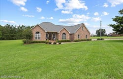 1011 Rolling Oaks Drive, McComb, MS 39648