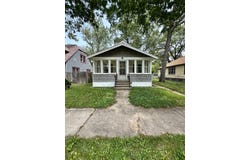 1636 Wood Street, Muskegon, MI 49442