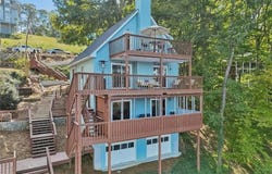 8470 Lake Drive, Snellville, GA 30039