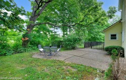 5212 Mary Clayton Ln, Crestwood, KY 40014