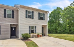 537 Hobkirks Place, Durham, NC 27704