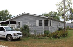 1044 Bush Avenue, Garner, IA 50438