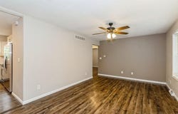 1810 California Ave, IA 52240