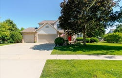 3711 Rave Road, Bloomington, IL 61704