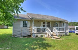 119 W Pearl, Goodman, MO 64843