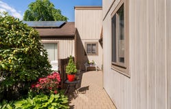 10 Strathmore Gate Drive, Stony Brook, NY 11790