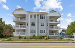 170 E Grand Avenue, Old Orchard Beach, ME 04064
