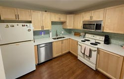 26 10th Street W, Saint Paul, MN 55102