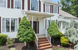 17 Wolverton Ln, Hillsborough Twp., NJ 08844-4387