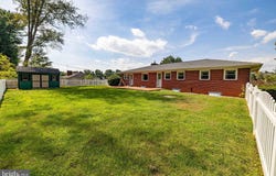 1 HILLSIDE Drive, LURAY, VA 22835