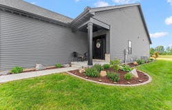 1 Prairie Trail, Monticello, IL 61856