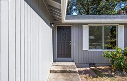 361 W PINE St, SweetHome, OR 97386