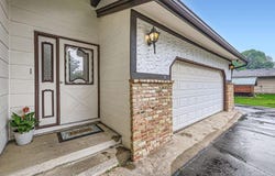 211 Mckinley Street, Anoka, MN 55303