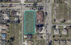 1207 SE 8th Place, Cape Coral, FL 33990