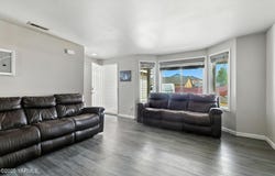 202 Saint Helens Ave, Moxee, WA 98936