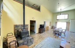 12031 Pine St, Fort Jones, CA 96032
