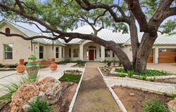 203 Senisa Dr., Buchanan Dam, TX 78609-4201