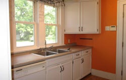 1112 Goshen Avenue, Elkhart, IN 46516-4825