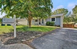 146 Spring Grove Dr, Vinton, VA 24179