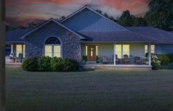 56 Windy Akers, West Liberty, KY 41472
