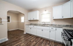 1533 BACON Street, Pekin, IL 61554