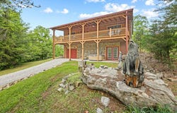 2021 Milky Way Drive, Jamestown, TN 38556