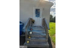 41 TIFFANY Drive, SHIPPENSBURG, PA 17257