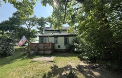 1113 68th Street, South Haven, MI 49090
