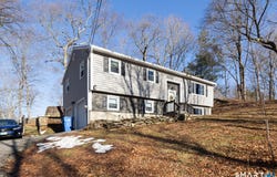 33 Kings Highway, Shelton, CT 06484