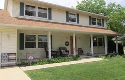 1052 Burke Drive, FREEPORT, IL 61032
